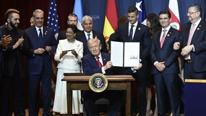 Con Peña presente, Trump anuncia "coalición militar" contra narcotráfico de Latinoamérica