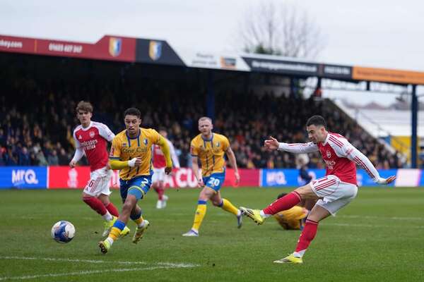Arsenal sufre ante Mansfield, pero avanza en la FA Cup - Fútbol Internacional - ABC Color