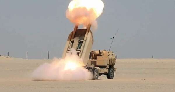 La Nación / Armamentos novedosos en Oriente Medio: entre IA, nuevos misiles y drones low-cost