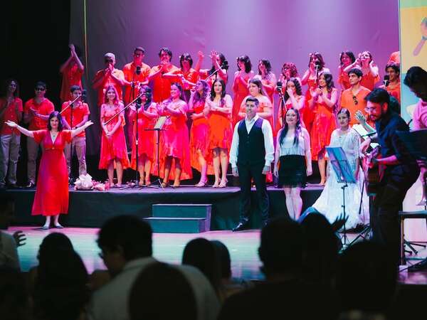 “Latinoamericanta” vuelve al Teatro Municipal con un recorrido coral por la música latinoamericana - Música - ABC Color