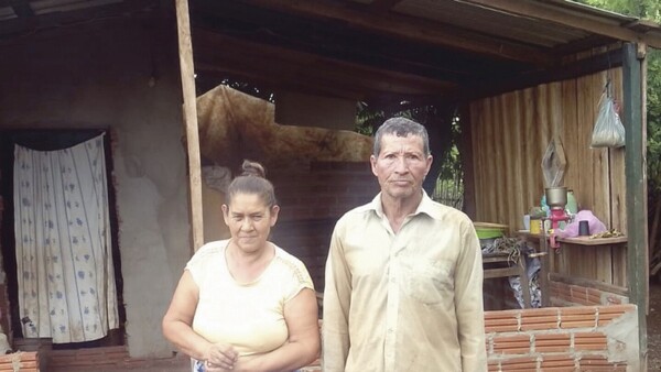 Un matrimonio truncado: son viudos, pero ante la ley siguen casados