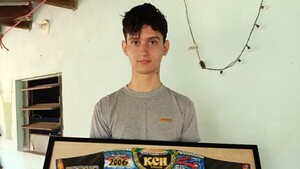 Ignacio: El artista que deslumbra con sus trazos y colores inspirados en el fútbol y la música