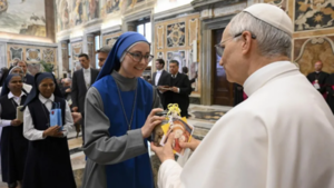 En el Día Internacional de la Mujer, el Papa León XIV pide “apoyar aún más el genio femenino”