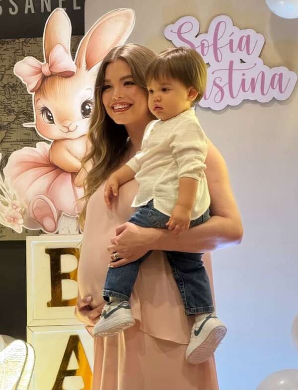 Daisy Lezcano, Miss Grand Paraguay 2020, cuenta los días para la llegada de Sofía - Gente - ABC Color