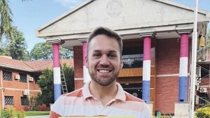 Inge dedicó su título a una exprofe ñaña de la escuela