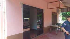 Roban moto y frigobar del puesto de comando de Cruzada Nacional en Ciudad del Este