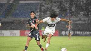 El Santo frena al Expreso Decano