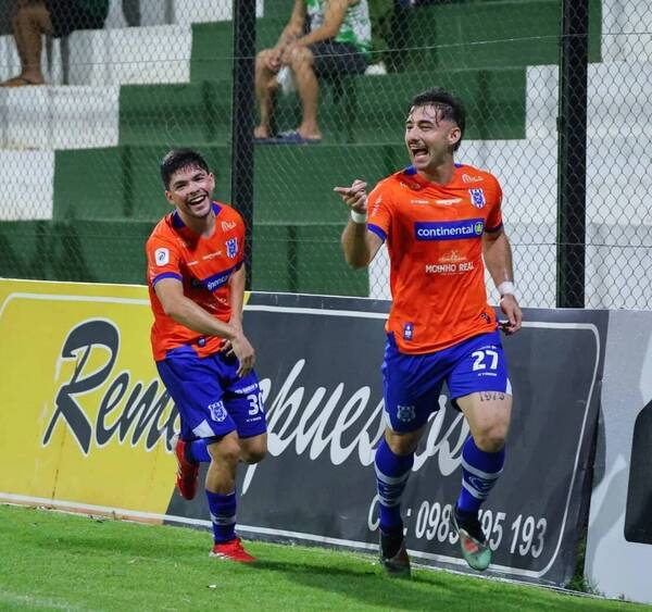 Antes de amanecer, el “Gallo” le cantó al “Rubito”