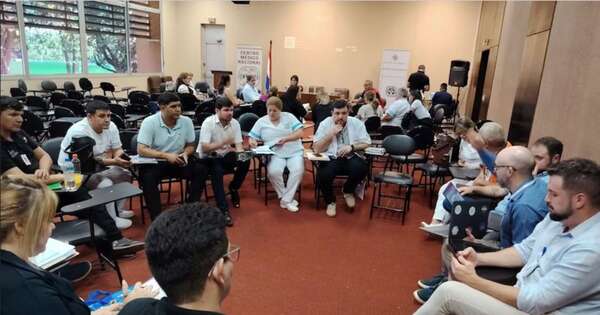 La Nación / Expertos del Hospital A. Einstein capacitan a médicos en Itauguá