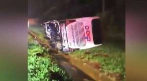 Triple choque en Itapúa con saldo de un muerto y varios heridos - ADN Digital