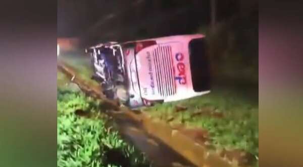 Triple choque en Itapúa con saldo de un muerto y varios heridos - ADN Digital