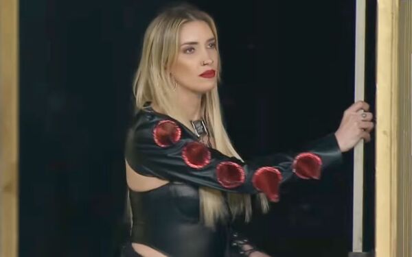 Popular / (VIDEO) ¡Atendé lo que pecheó Carmiña Masi en el reality por el día de la mujer!