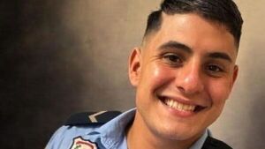 Detienen a menor por la muerte de un joven policía