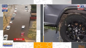 Fuertes raudales inundan el barrio Ytay y dejan varios vehículos varados tras el temporal