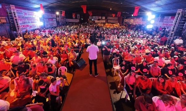 Multitudinario acto en el inicio oficial de la campaña de Elvio Castro en Coronel Oviedo - OviedoPress