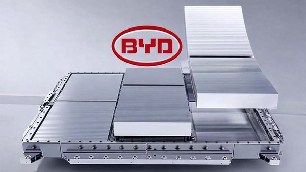 Mercedes-Benz refuerza la línea Sprinter con opciones automáticas en la región - Amigo Camionero