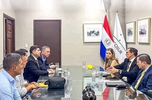 Magno impulsa formalización de importadores menores con creación de cooperativa de transporte internacional de carga | DIARIO PRIMERA PLANA