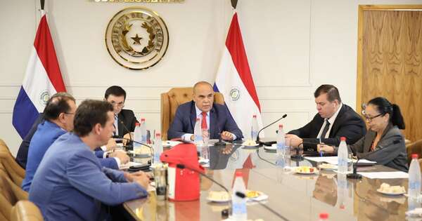 La Nación / Senado no tratará caja fiscal este miércoles y se busca destrabar paro docente