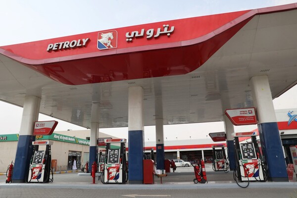 El G7 se plantea liberar las reservas estratégicas de petróleo, pero "aún no"