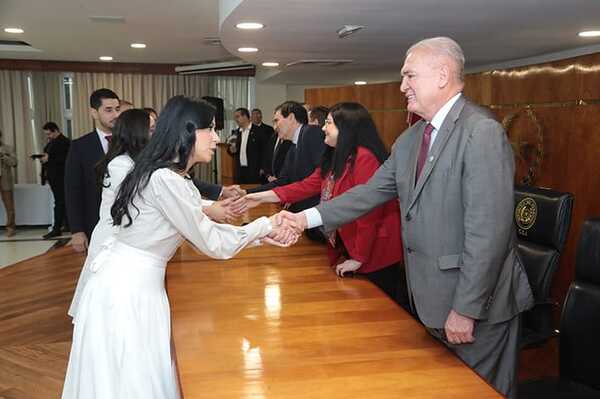 Juraron 13 nuevos agentes fiscales ante autoridades del sistema de justicia