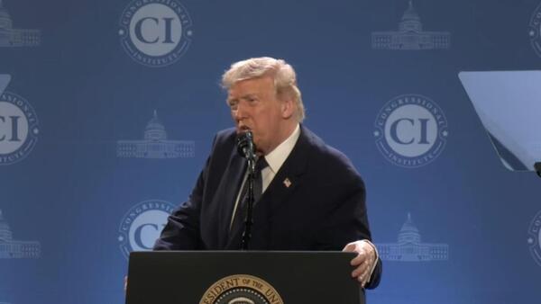 Trump asegura que la guerra con Irán está a punto de terminar y apunta al estrecho de Ormuz