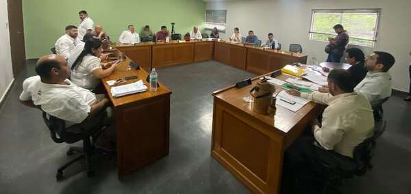 Concejal presenta pedido de rechazo de la ejecución presupuestaria 2025 de la Gobernación de Concepción - Política - ABC Color