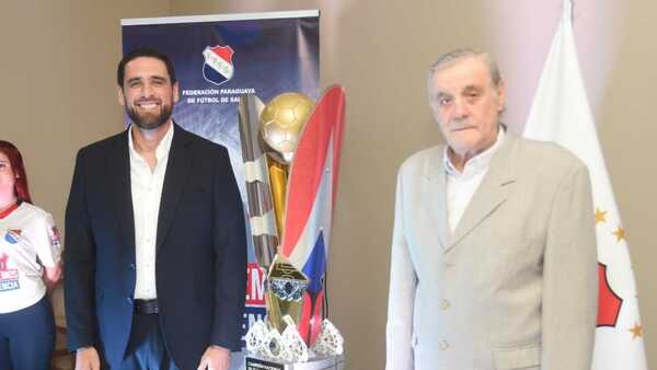 Presentan el nuevo trofeo del Campeonato Nacional de fútbol de salón