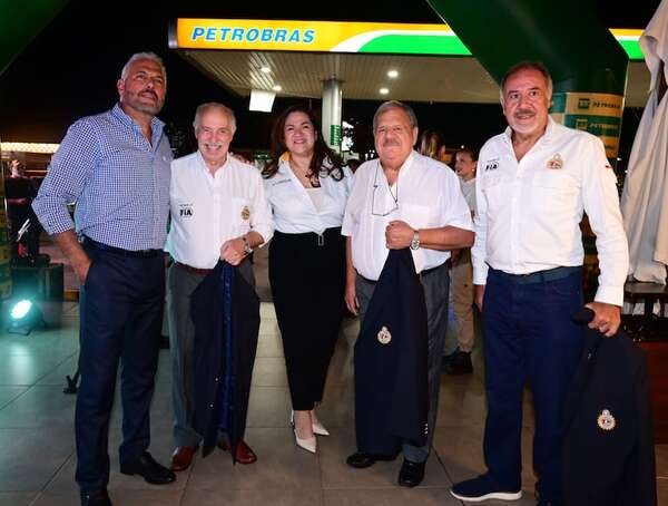 Petrobras Rally Paraguay 2026 arrancó su temporada a pura pasión motor - Sociales - ABC Color