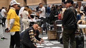 Legislativas en Colombia reflejan fuerte polarización