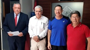 IPS: Jubilados presentaron denuncia contra autoridades