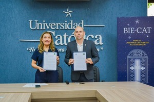 UNIVERSIDAD CATÓLICA Y MUNICIPALIDAD DE CAMBYRETÁ FIRMAN CONVENIO DE COOPERACIÓN