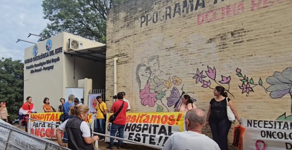 Pacientes oncológicos de Alto Paraná reclaman medicamentos y mejoras en infraestructura