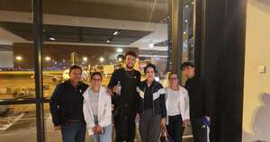 La Nación / Turistas paraguayos fueron evacuados de Qatar ante conflicto bélico