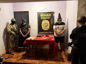 Caen presuntos microtraficantes que operaban frente a una plaza en Santa Rita  - ABC en el Este - ABC Color