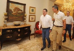 Peña y Alliana visitaron a Horacio Cartes tras su internación - El Trueno