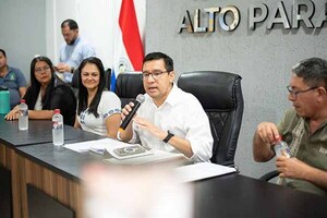 Directores y docentes defienden descentralización y advierten sobre riesgo del Programa Hambre Cero | DIARIO PRIMERA PLANA