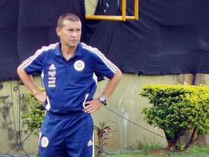 Mauro Caballero en ABC Cardinal: “Tuve una situación con un chico y a la madre no le gustó” - Fútbol - ABC Color