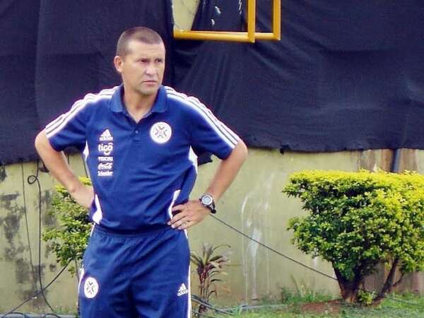 Mauro Caballero en ABC Cardinal: “Tuve una situación con un chico y a la madre no le gustó” - Fútbol - ABC Color
