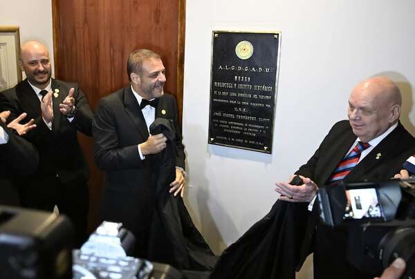 Autoridades masónicas de varios países participaron de la inauguración del Museo Masónico en Asunción - Empresariales - ABC Color