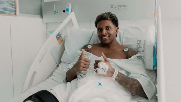 Rodrygo, operado con éxito de la rodilla derecha