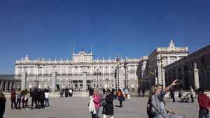 Reforma migratoria en España podría beneficiar a miles de paraguayos residentes