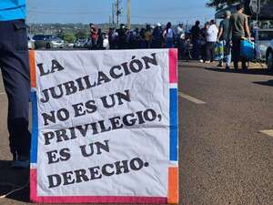 AUDIO. Manifestaciones docentes continuarán en los próximos días. - Periodísticamente - ABC Color