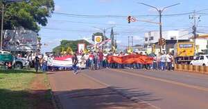 Diario HOY | Docentes realizaron cierres de ruta y provocaron embotellamientos en diversos puntos