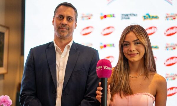 ARCOR Y SALADIX TE LLEVAN A ALENTAR A LA ALBIRROJA