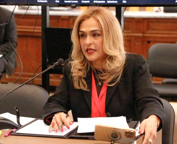 Fiscal Stella Mary Cano presenta renuncia en medio de proceso ante el Jurado de Enjuiciamiento