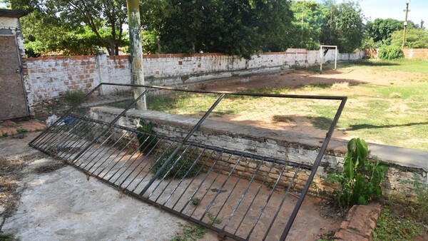 Comuna anuncia palada inicial de obra que debe pagar con dinero "dormido" del Fonacide