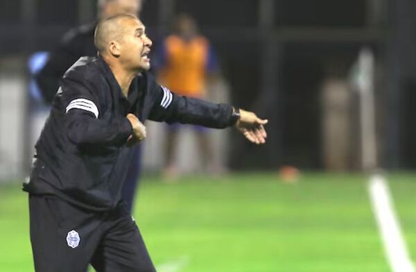 Popular / Mauro Caballero ligó un durísimo castigo de la APF tras ser denunciado por la mamá de un peloterito