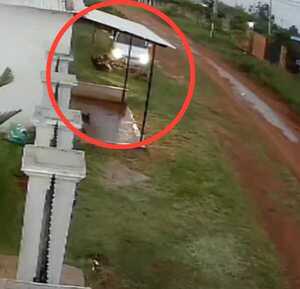 Fiscalía imputó a hombre que atropelló a su pareja en J. Augusto Saldívar - trece