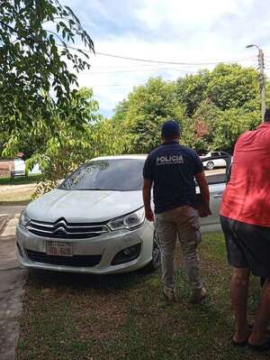 Agentes de Investigaciones incautan un rodado de dudosa procedencia en Ayolas  - Policiales - ABC Color
