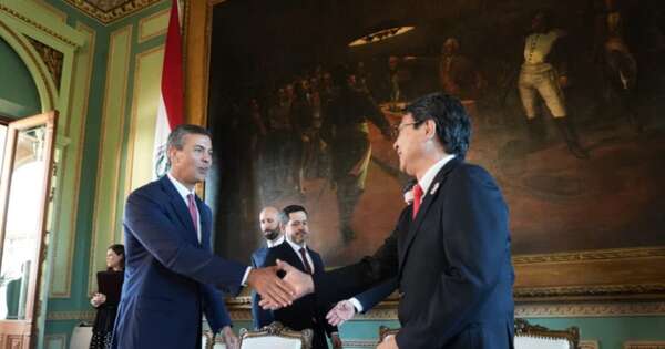 La Nación / Paraguay y Japón firman acuerdo para proyecto satelital pionero en la región